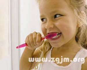 刷牙習慣測試你的敗家指數_心理測試