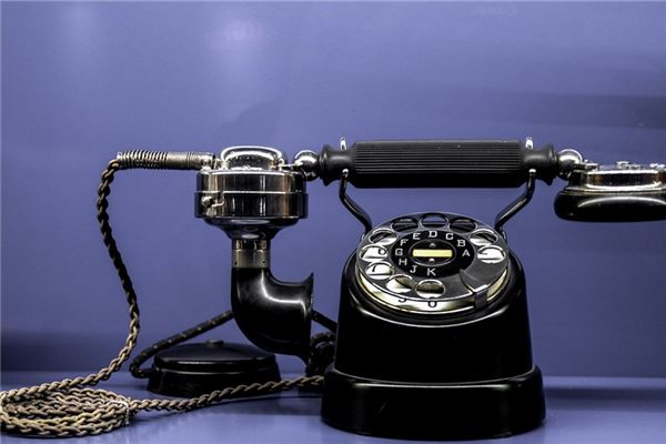 夢見撥打電話是不是好的徵兆呢_周公解夢