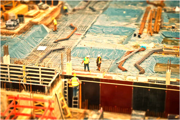 夢見很多人很多車再買魚什麼寓意_周公解夢官網