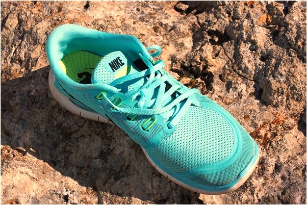 夢見包掉在下水道里是什麼徵兆_周公解夢官網