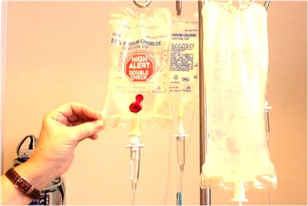 夢到乾玫瑰泡水復活有什麼意思嗎_周公解夢官網