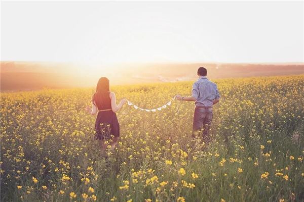 夢見戀愛是什麼意思_周公解夢