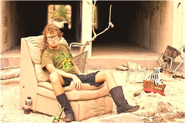 夢見騎電動車壞了是什麼徵兆_周公解夢官網