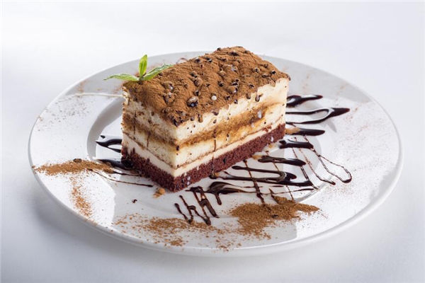 夢見吃蛋糕是什麼意思_周公解夢