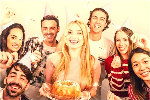 夢到和喜歡的新來女同事遊逛預示什麼_周公解夢官網