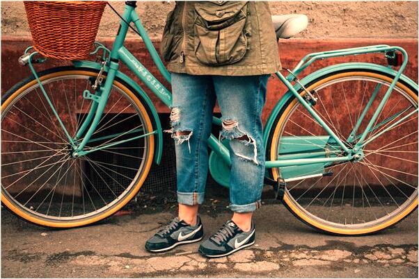 夢到了同學留長頭髮意味著什麼_周公解夢官網