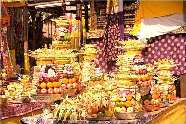 夢見紅色旗袍死人是什麼意思？_周公解夢官網