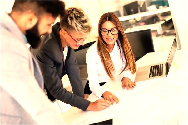 夢到了貓在身上爬的預兆_周公解夢官網