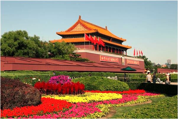 夢到袋子裡的衣服散落一地預兆了什麼嗎_周公解夢官網