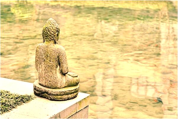 夢到了在藍色的海洋里和別人說話是凶兆還是吉兆_周公解夢官網