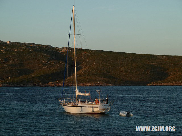 夢見牙齒碎了一嘴_周公解夢夢到牙齒碎了一嘴是什麼意思_做夢夢見牙齒碎了一嘴好不好_周公解夢官網