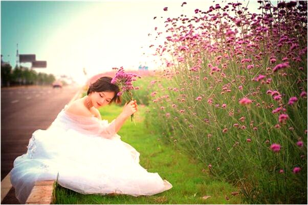 夢到抱叔叔哭有什麼意思_周公解夢官網