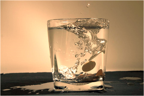 夢到了對手穿著灰色衣服有什麼意思_周公解夢官網