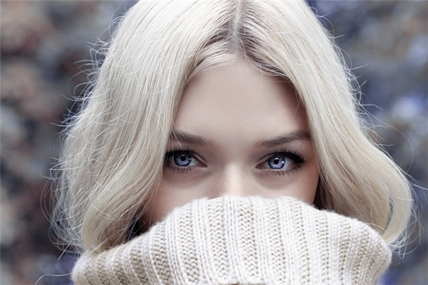 夢見落物砸頭有什麼寓意嗎_周公解夢