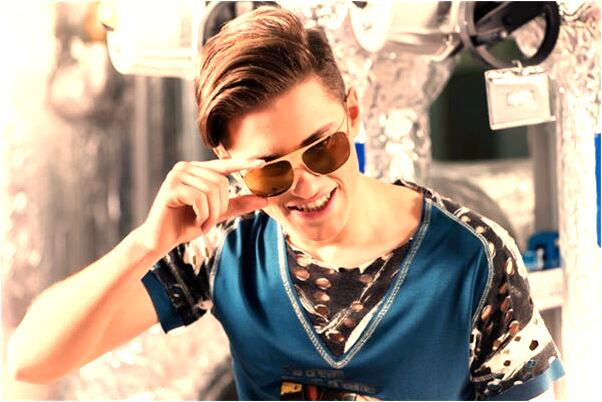 夢見跪拜棺材裡的死人預示了什麼_周公解夢官網