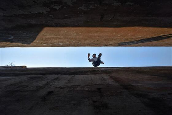 夢到了翻越代表著什麼_周公解夢