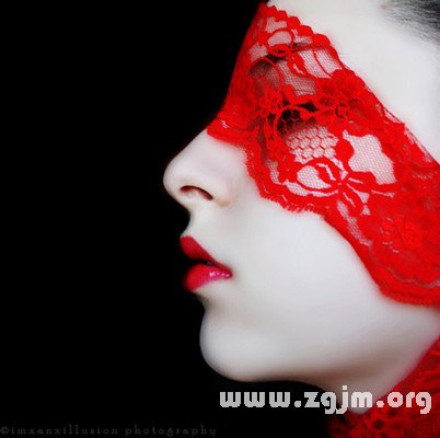 戀愛時，不在男友面前卸妝的星座女生_十二星座