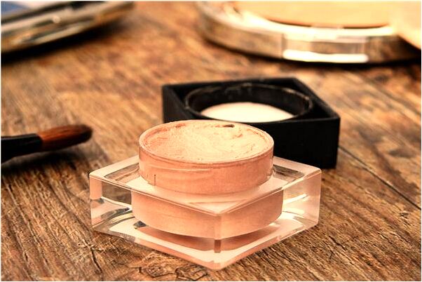 夢見爸爸出車禍死了有什麼預示嗎_周公解夢官網