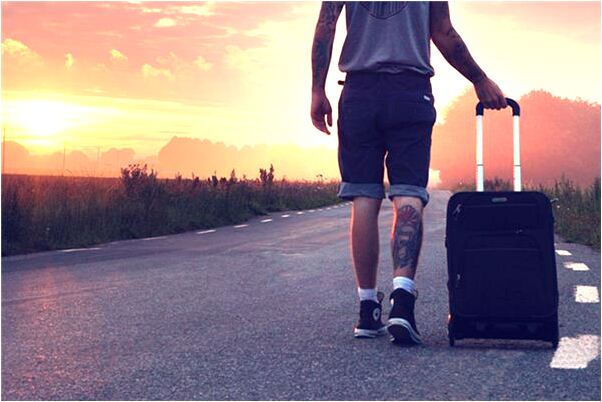 夢見朋友坐飛機來看我意味著什麼_周公解夢官網