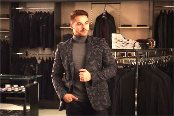 夢見我的錢被別人花了意味什麼_周公解夢官網