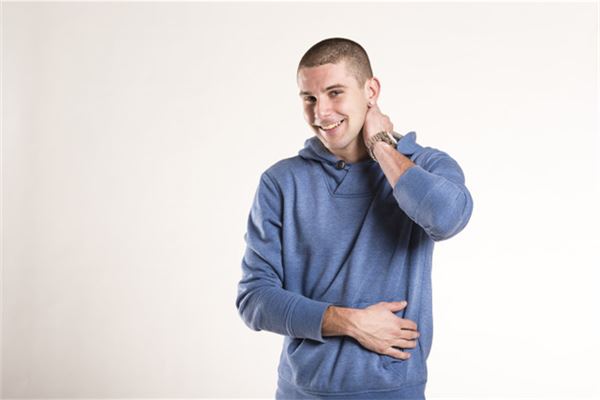 狗年出生的人財運_十二生肖