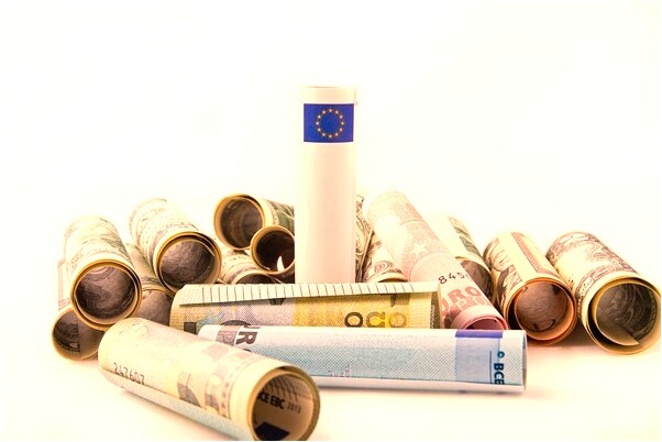 夢見朋友拿著槍代表著什麼？_周公解夢官網