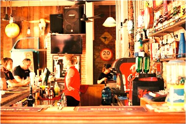 夢見自己掉水裡了爬上來了怎么說_周公解夢官網