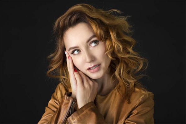 1982年女狗2020年運勢_十二生肖