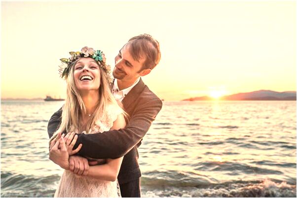 夢見蛇鑽一個女人的下體代表著什麼_周公解夢官網