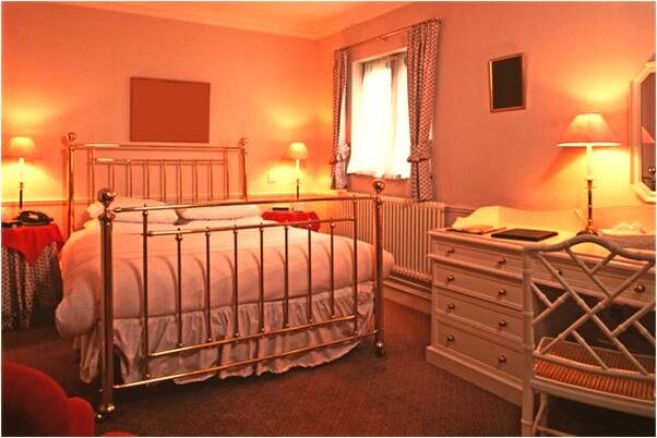 夢到了女友閨蜜裸體預示什麼_周公解夢官網