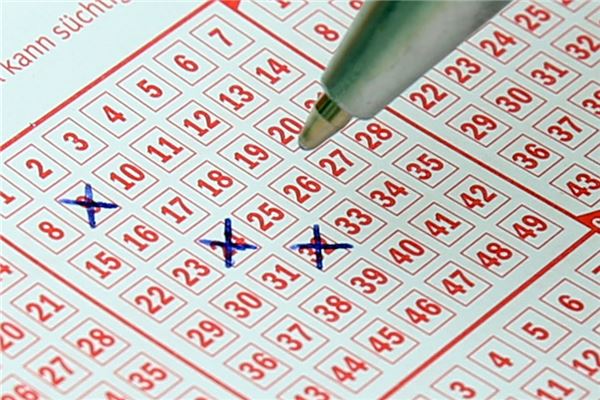 夢見彩票號碼要堅持買_周公解夢