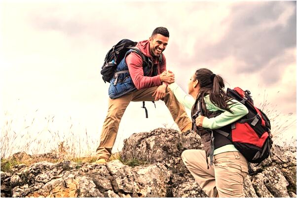 夢到大蛇盤在懸崖上是咋回事_周公解夢官網