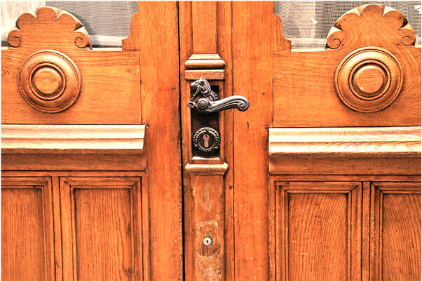 夢到大白蛇吞人人沒死怎么回事_周公解夢官網