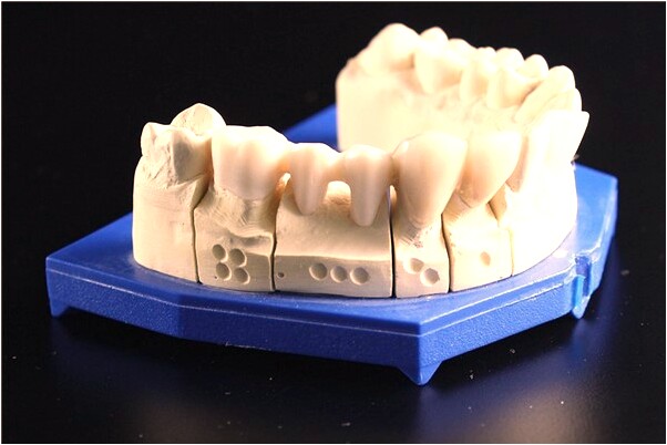 夢到我被蛇咬手心會是什麼預兆_周公解夢官網