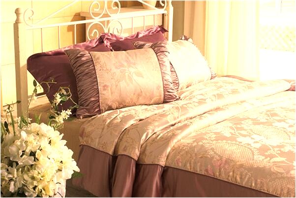 夢到和男同學在車上曖昧意味著什麼_周公解夢官網