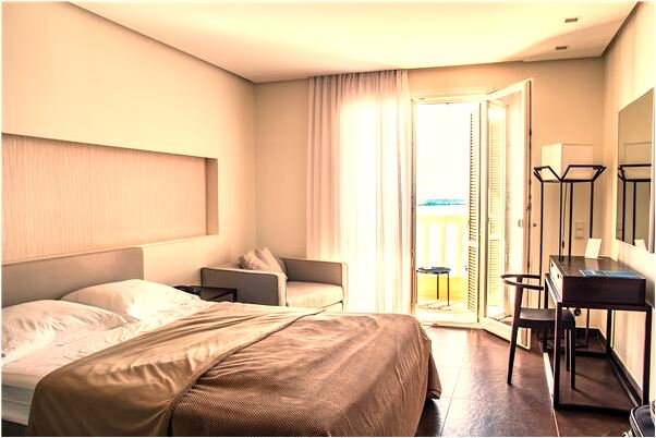 夢到親人送我手機預示著什麼_周公解夢官網