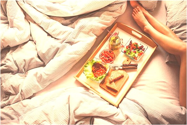 夢到了自己在地上撿了兩條魚代表著什麼？_周公解夢官網