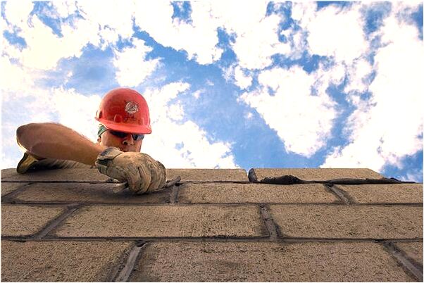 夢見家裡好多人有什麼意思嗎_周公解夢官網