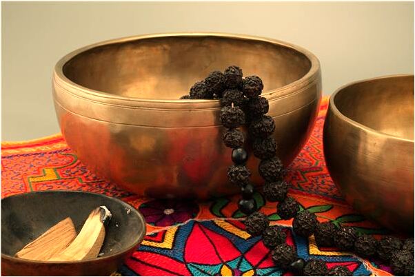 夢到了自己掉進池塘預示什麼_周公解夢官網