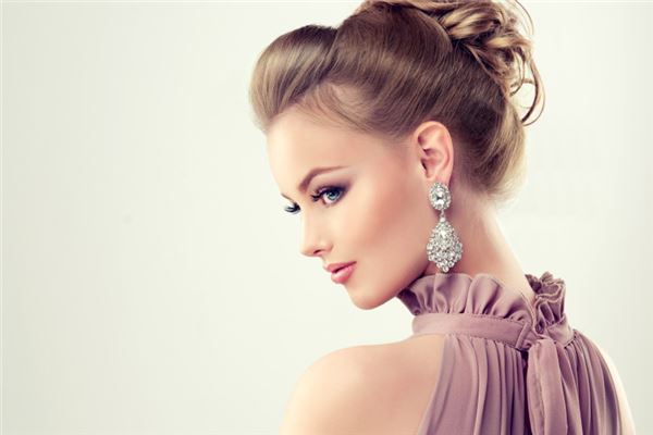 84年女鼠2020年運勢_十二生肖