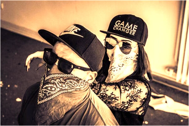 夢到蛇鑽到自己身上了什麼寓意_周公解夢官網