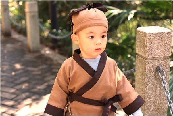 夢到一隻大貓和小貓咬手是不是好的徵兆呢_周公解夢官網