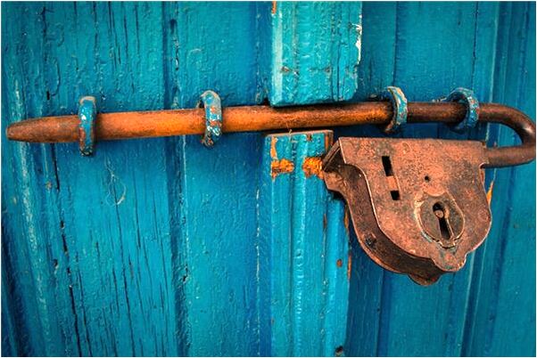 夢到一潭清水是什麼徵兆_周公解夢官網