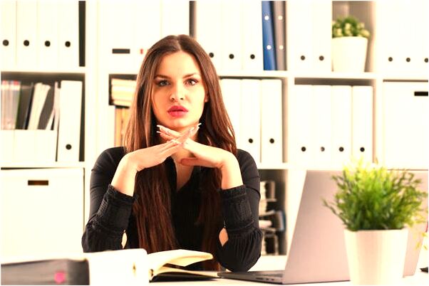 夢到女生給男朋友送感冒藥是什麼兆頭_周公解夢官網