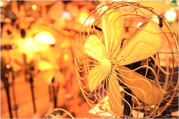 夢到了一腳踹到臉上是啥預兆_周公解夢官網