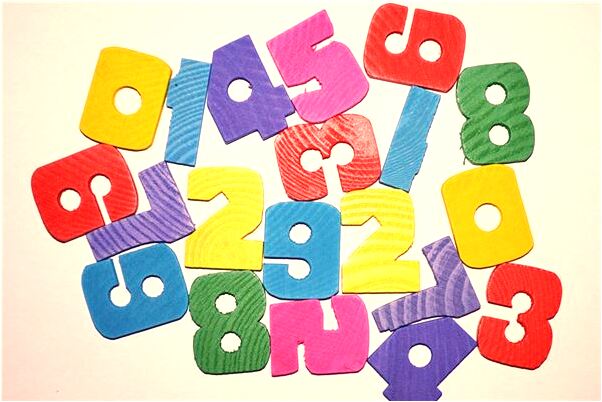 夢到了尿桶里有屎有什麼預兆_周公解夢官網