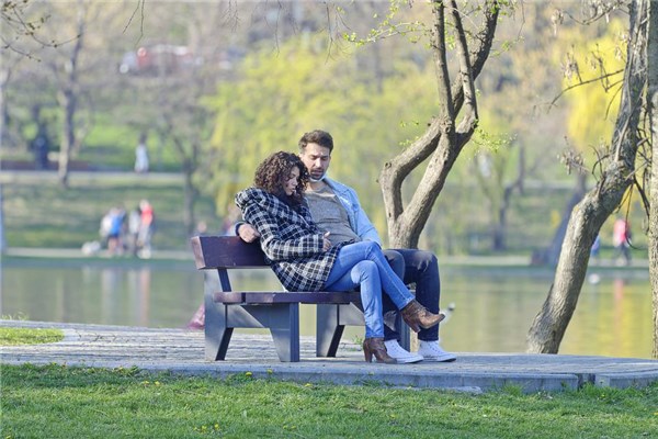 夢到父親外遇意味什麼_周公解夢