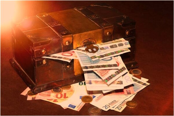 夢見耳朵吹出手掌大蟲子怎么回事_周公解夢官網