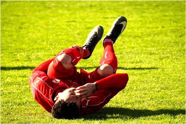 夢到傍晚古文化街道掛滿了紅燈預示著什麼_周公解夢官網