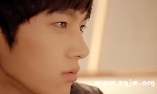 哄的女孩團團轉的星座男生_十二星座